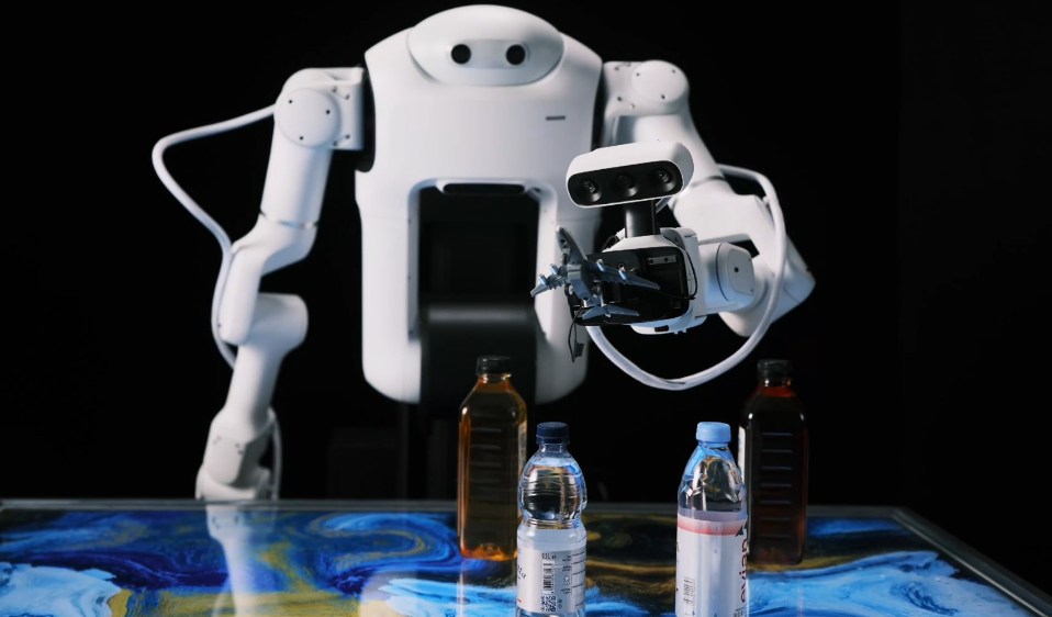 Sudo AI reveals sudo R1, a manipulation system trained entirely in simulation
